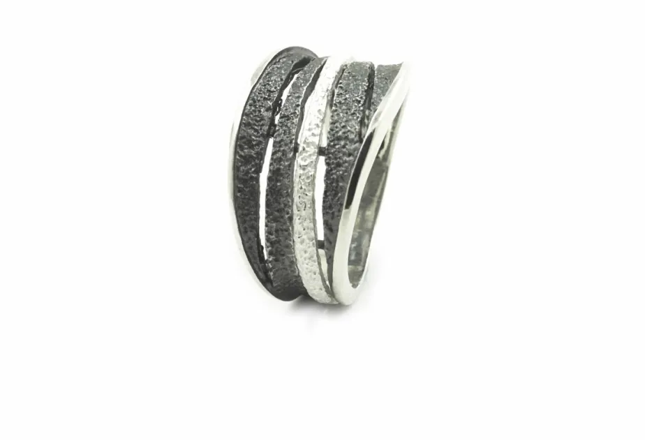 Mittlerer Ring Bori, Mattes und oxidiertes Silber