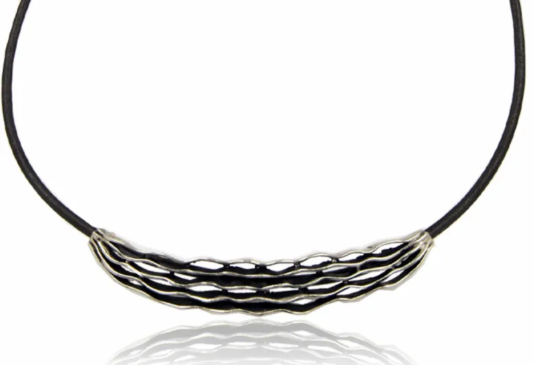 Fi necklace