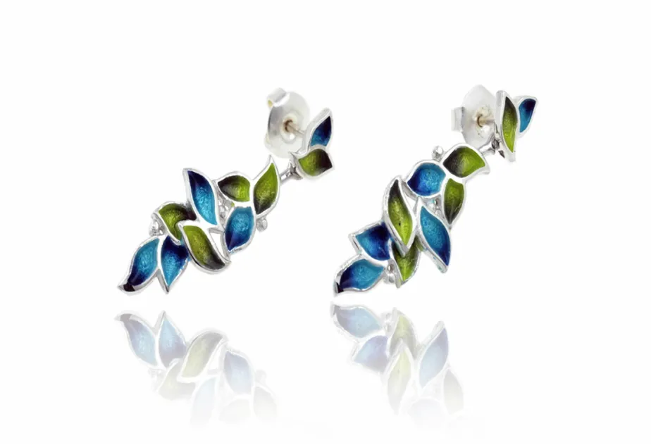 Hanging Green Amil Earrings
