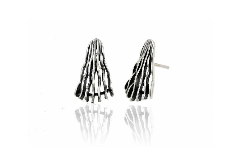 Medium oxidized fan earrings