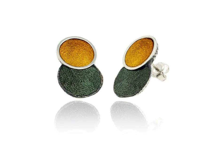Singular big green 2 round earring