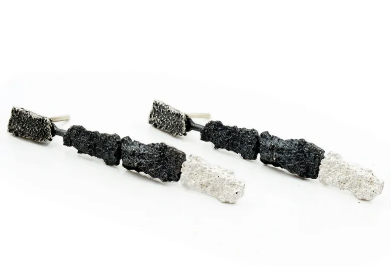 Tempo big earring
