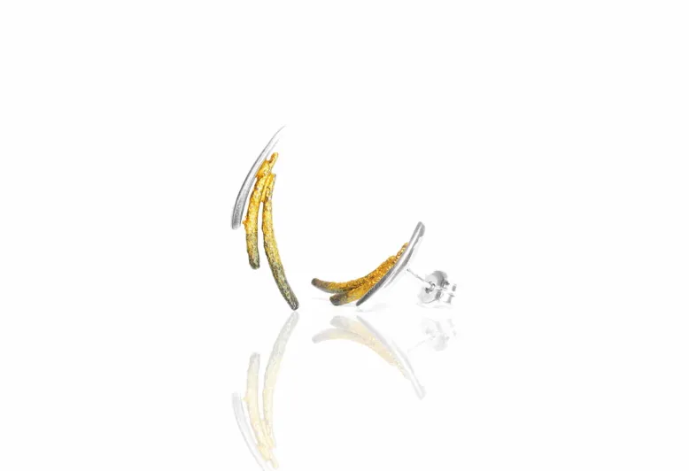 Dynamic Lichen green little earring