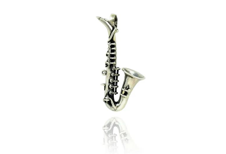 Colgante saxo
