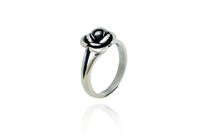 Anillo rosa plana