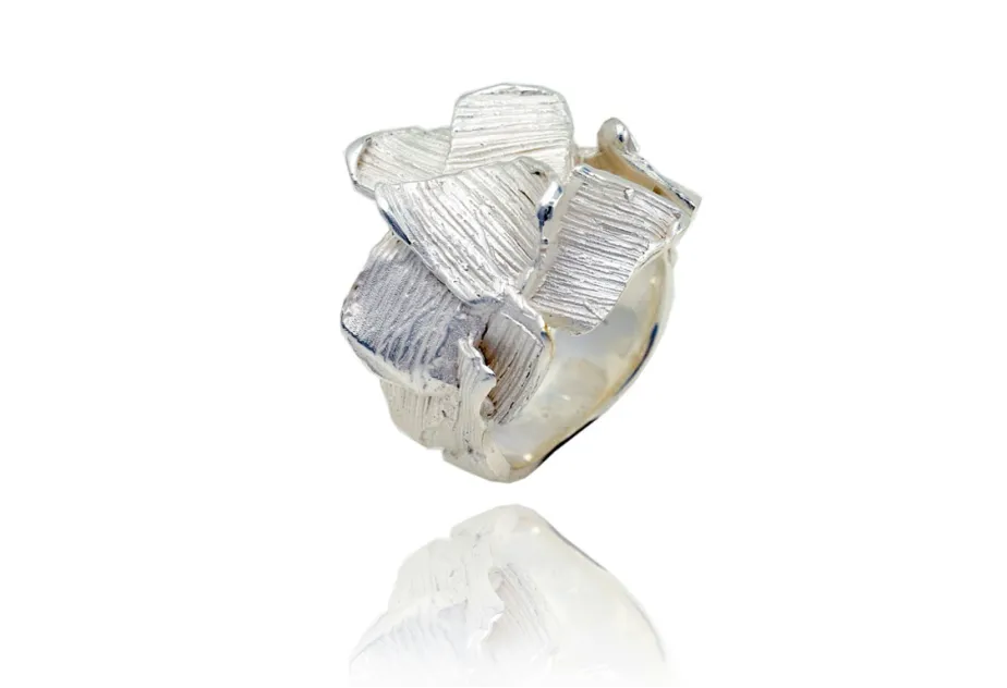 Anillo summum pequeño 