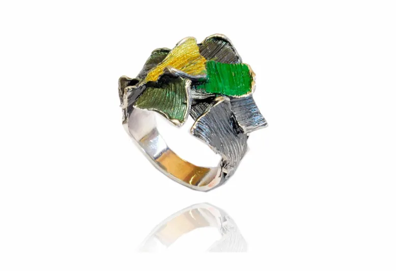 Small green Summum ring