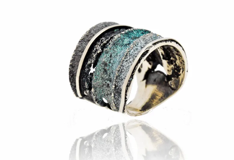 Anillo Sinera Grande Gris