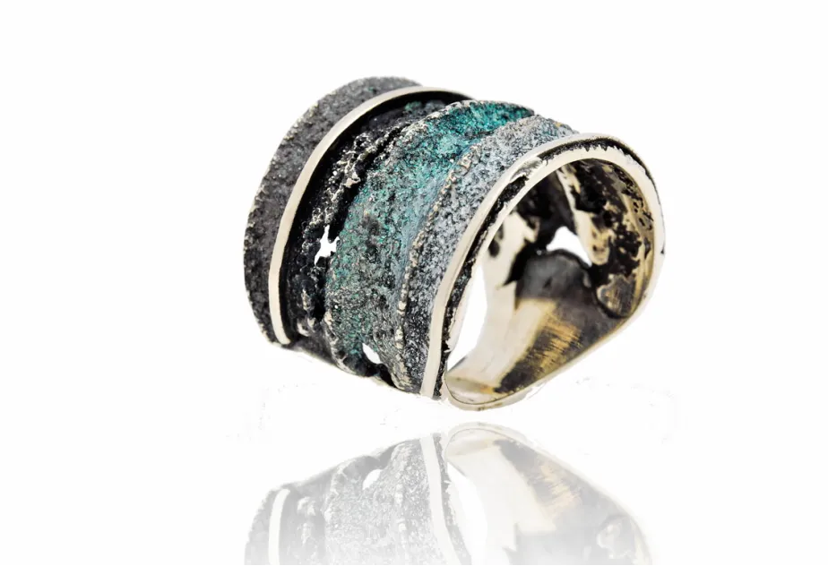Anillo Sinera Grande Gris