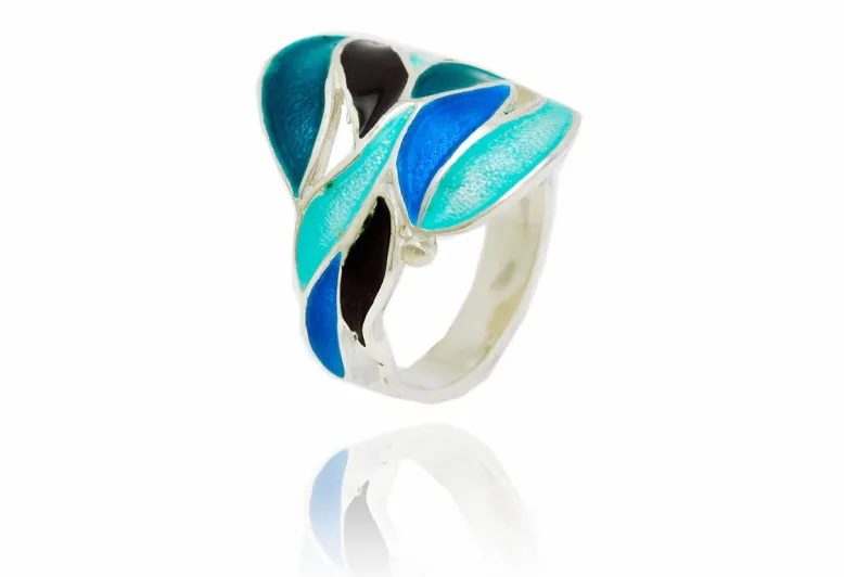 Blue leaves ring