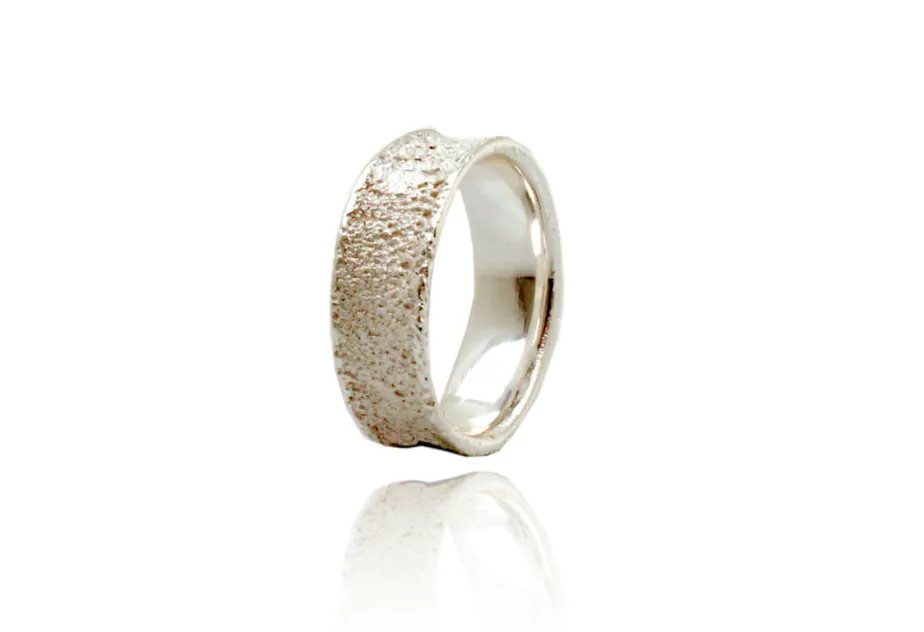 Desert ring