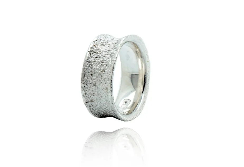 Desert ring
