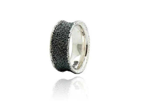 Desert ring