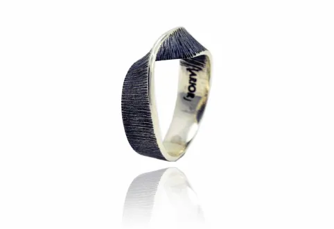 Anillo Moebius Pequeño