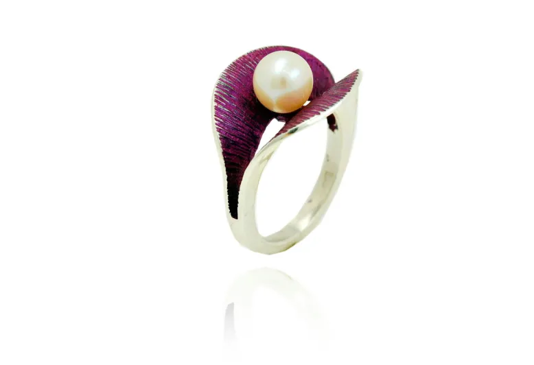 Eco pink ring