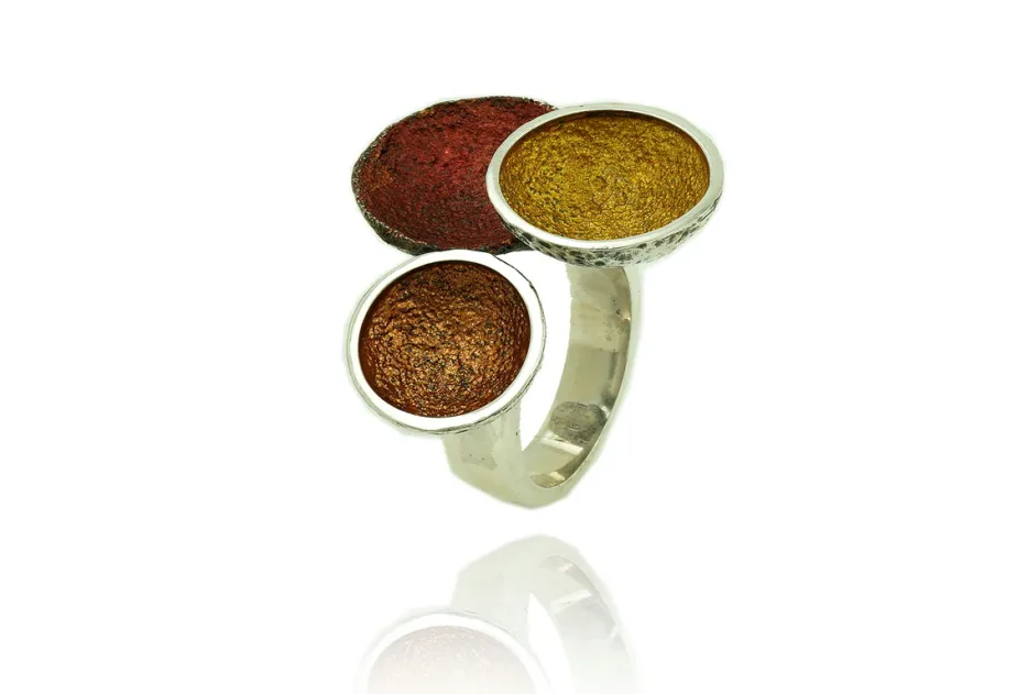 Ockerfarbener Ring Singular
