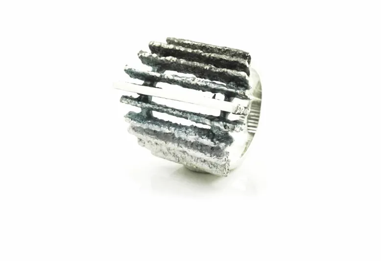 Anillo Junc Grande Gris