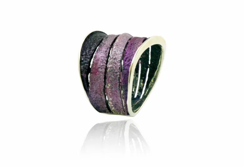 Bori violet big ring