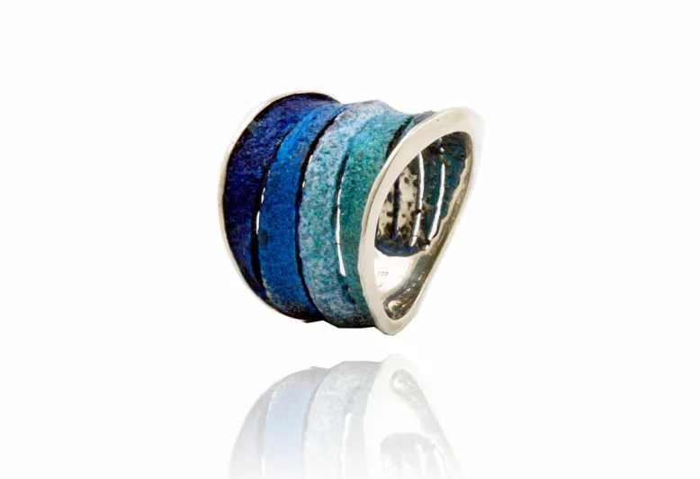 Großer blauer Ring Bori