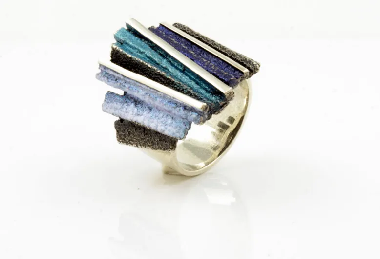 Großer blauer Ring Dana
