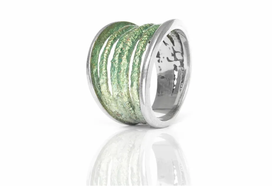 Anillo Dynamic Grande Verde Esmeralda
