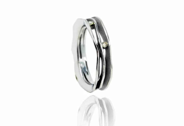 Doppel Ring FI mit 2 Diamanten