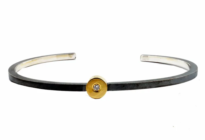 Glatter Armreif Kora, Diamant große runde Fassung