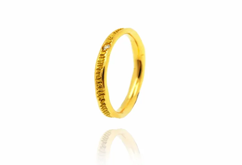 Iria ring