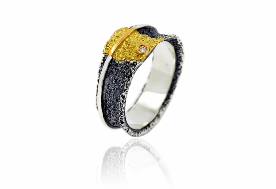 Anillo grande Osha de plata y oro