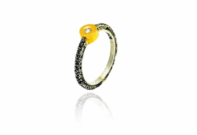 Textured Kora Ring, Large Round Diamond Setting