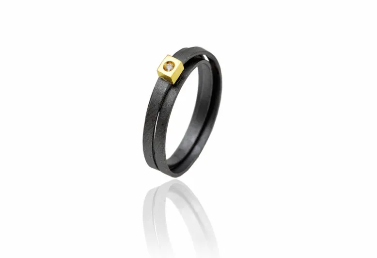 Lux ring
