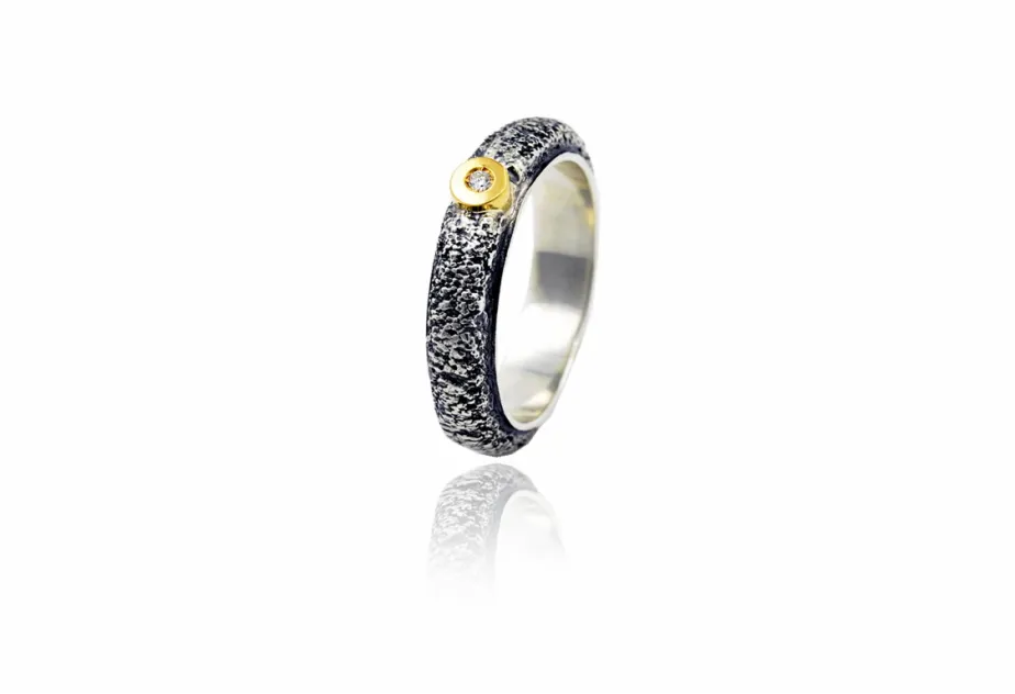 Kora ring