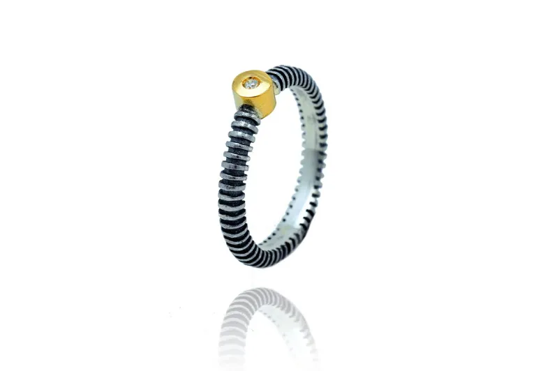 Anillo Duvi redondo, plata y oro