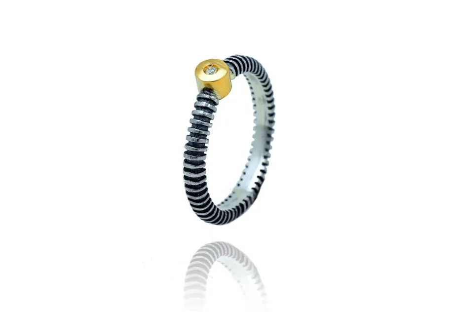Anillo Duvi redondo, plata y oro
