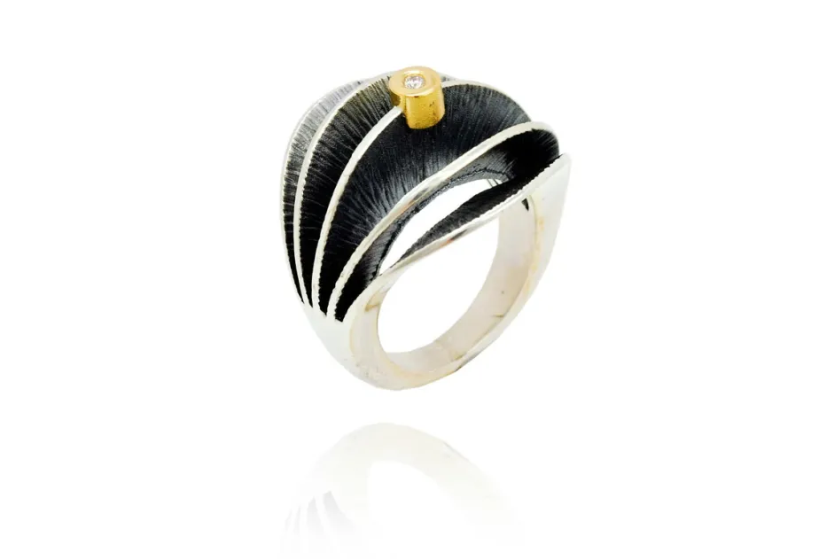 Anillo Trova grande, plata con oro y diamante