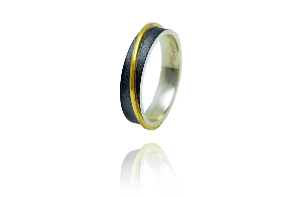 Kurviger Ring Minera