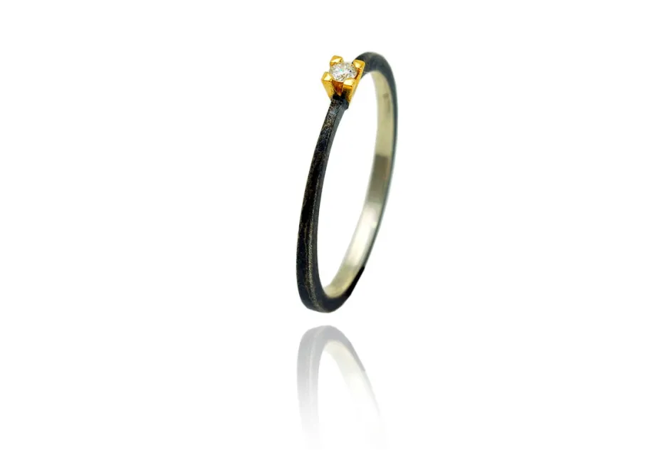 Silberring Nil mirt Diamant in Gold gefasst