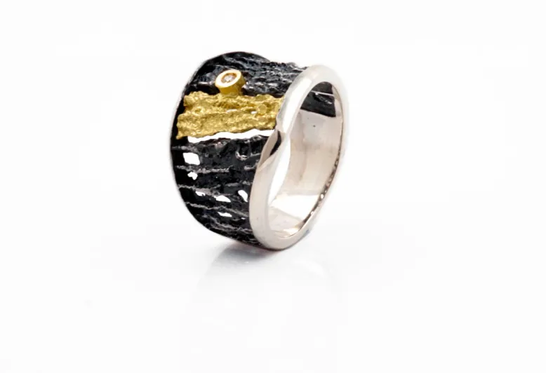 Ring Ris, Silber und Gold mit Diamant