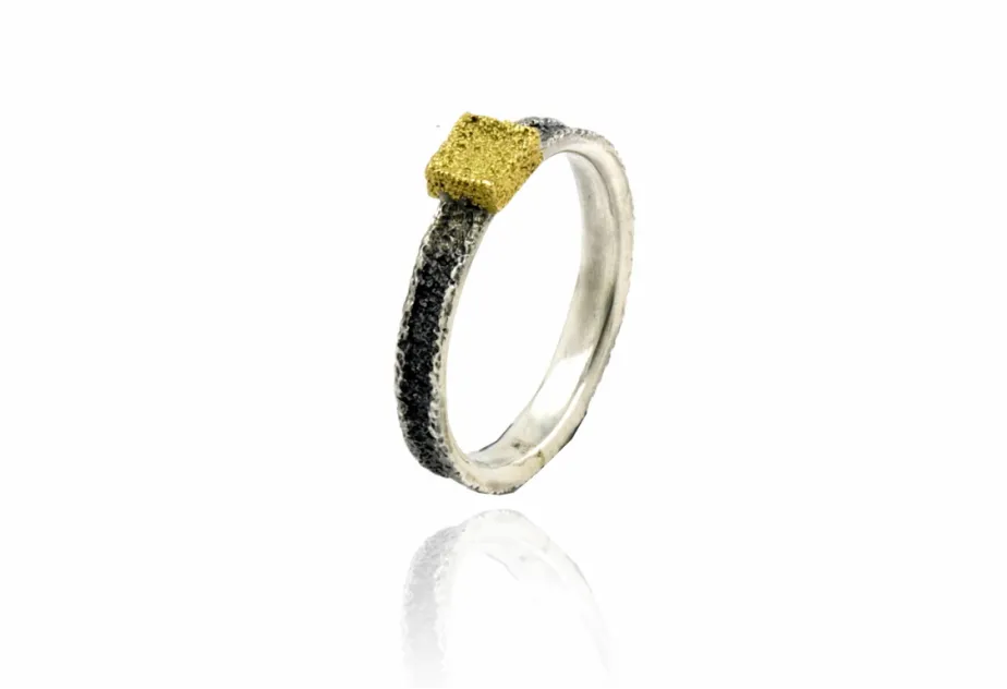 Sira Toy ring