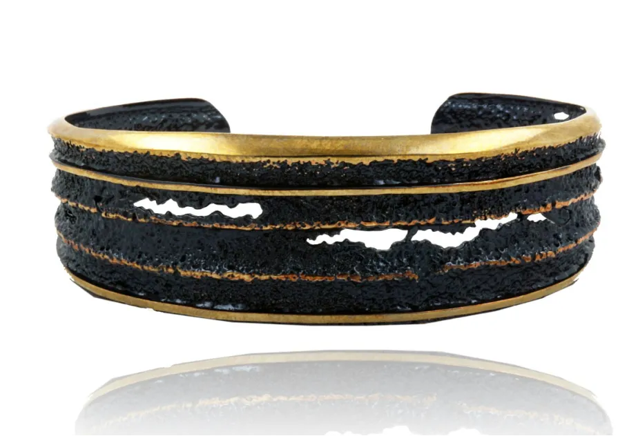 Pulsera Sinera negro dorado