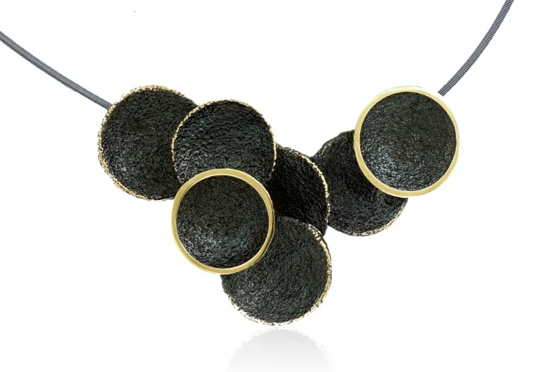 Colgante Singular negro dorado
