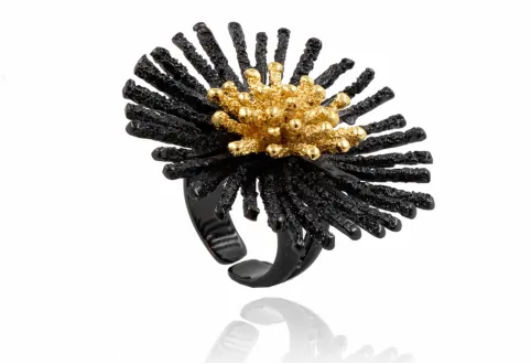 Esporas medium GoldenBlack ring