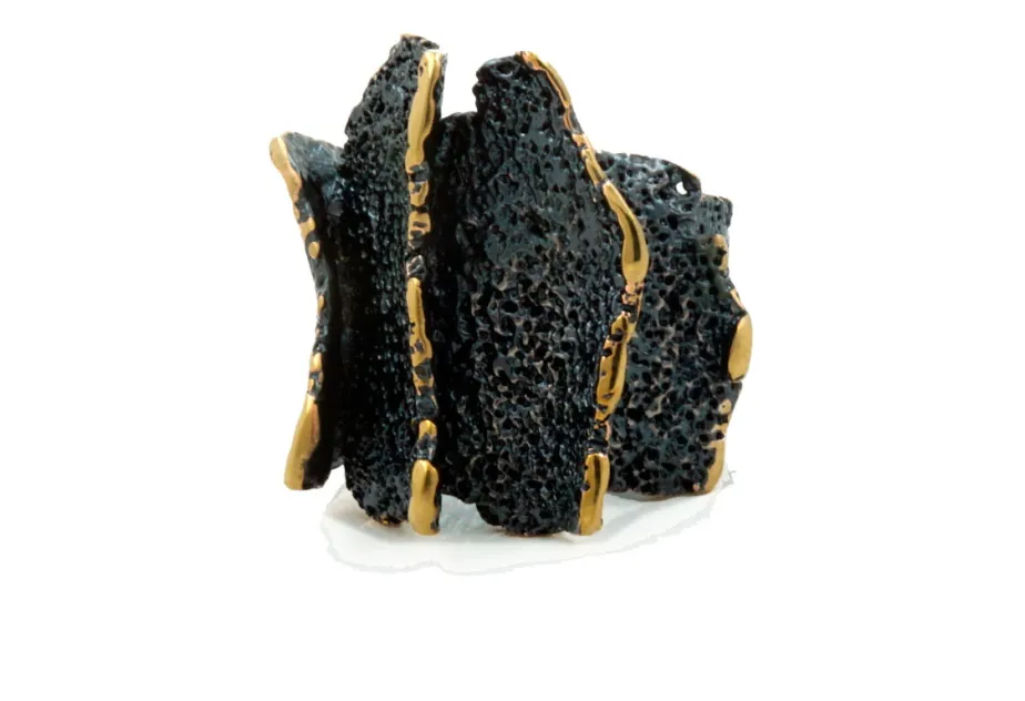 GoldenBlack Ring Atlas