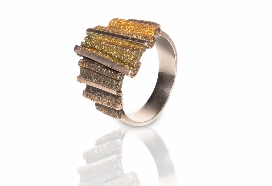 Kleiner grüner Ring Dana