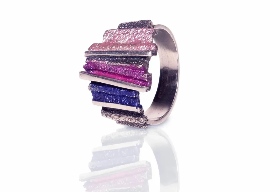 Dana violet small ring