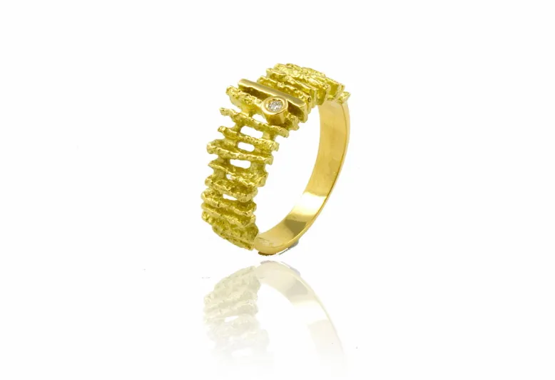 Anillo Junc de oro completo pequeño