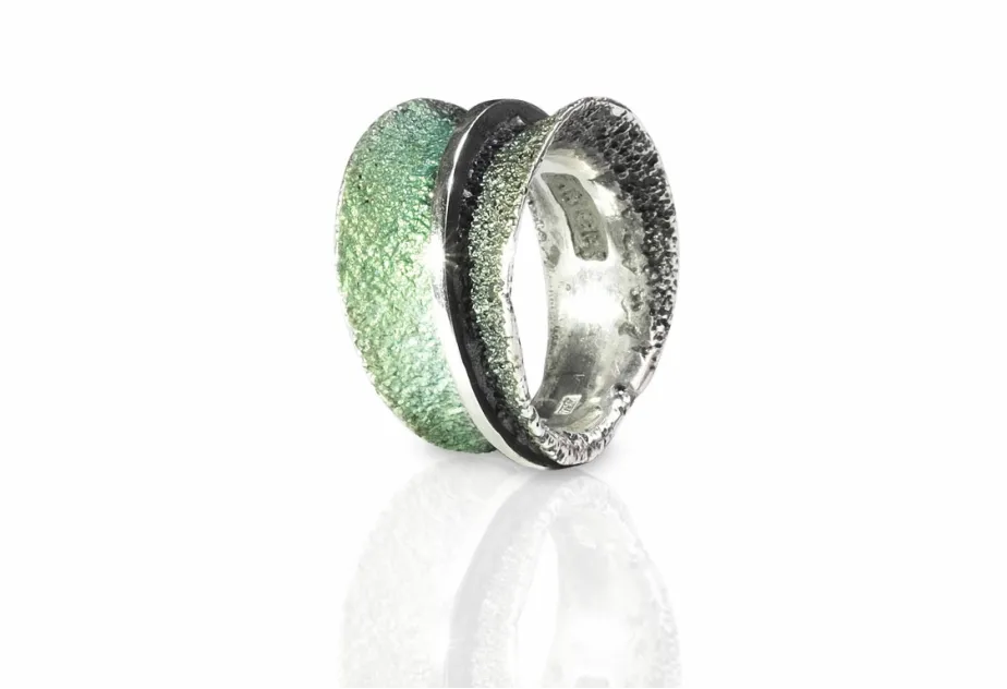 Anillo Osha verde esmeralda