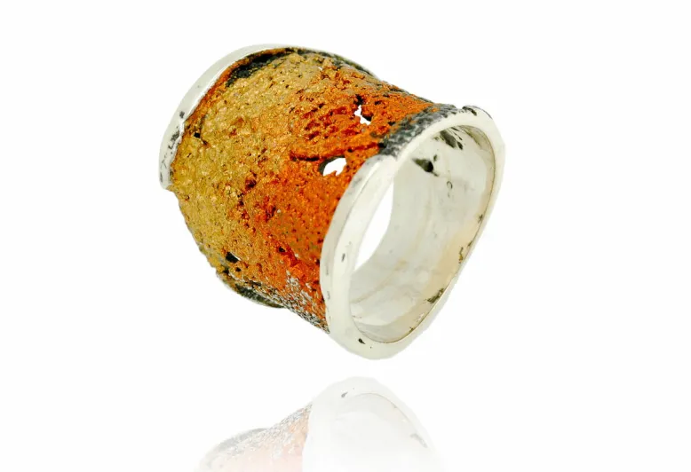 Großer orangefarbener Ring Intenzza