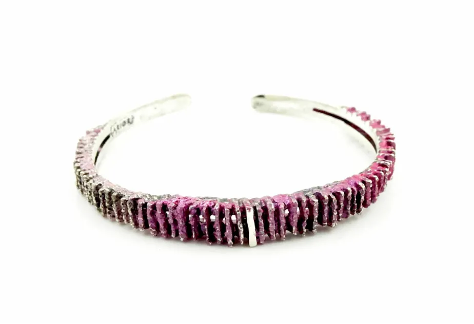 Kleiner rosa Armreif Junc