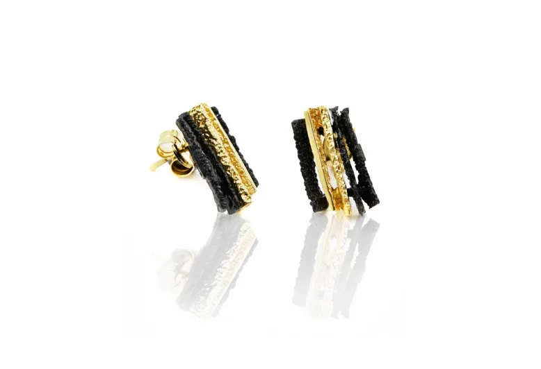 Junc GoldenBlack Premium earring